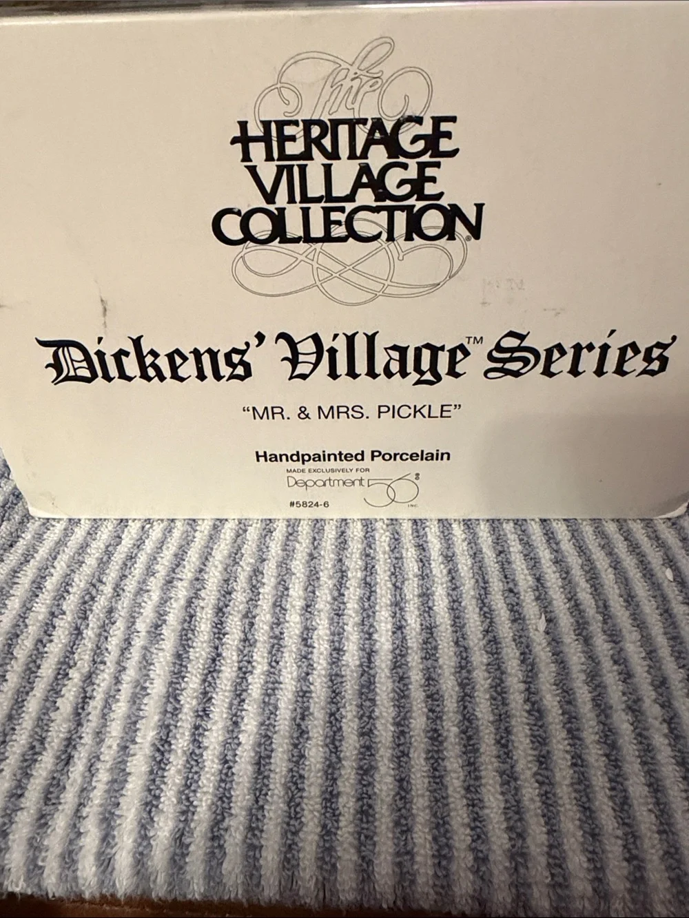 Department 56 Dickens Village Series Mr & Mrs Pickle